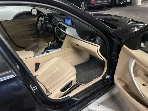 2013 BMW 328 i