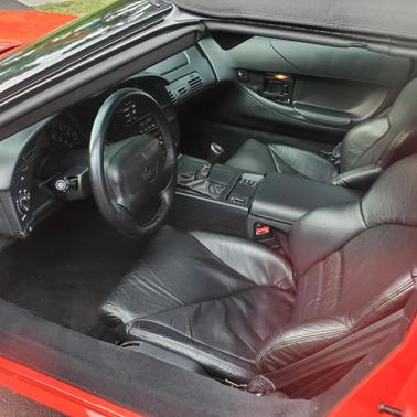 Red 1995 Chevrolet Corvette Base
