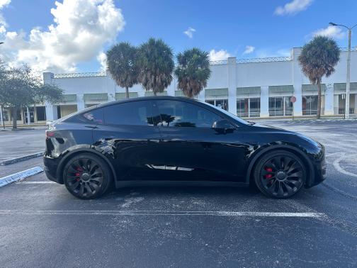 2022 Tesla Model Y Performance
