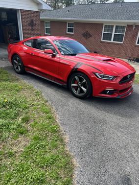 2015 Ford Mustang EcoBoost Premium
