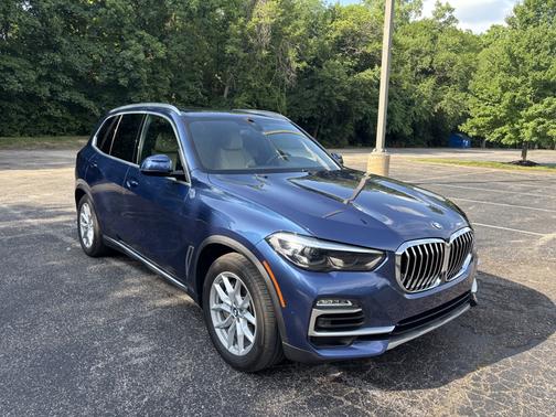 Blue 2021 BMW X5 PHEV xDrive45e