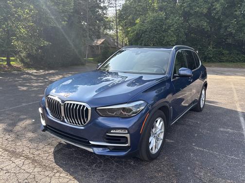 Blue 2021 BMW X5 PHEV xDrive45e