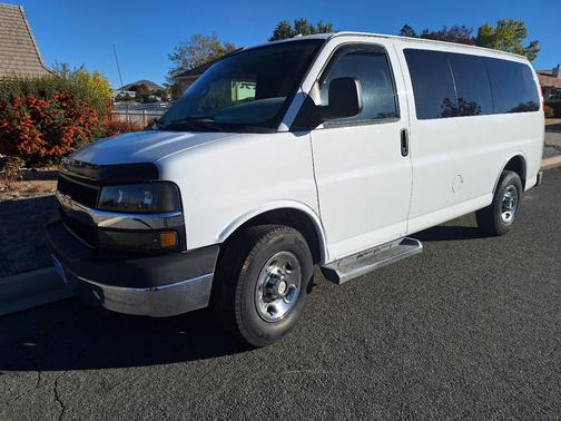 White 2014 Chevrolet Express 2500 LT