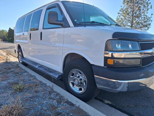 White 2014 Chevrolet Express 2500 LT
