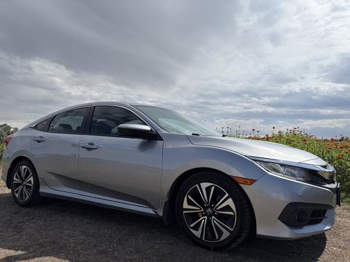 Silver 2016 Honda Civic EX-T