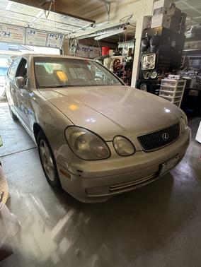 Gold 2000 Lexus GS 300 Base