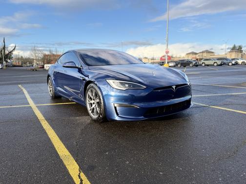 2022 Tesla Model S Long Range