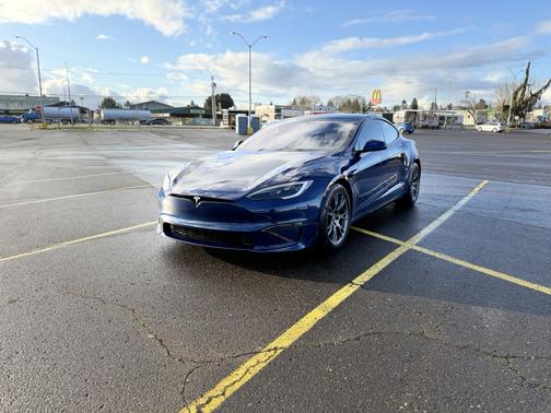 2022 Tesla Model S Long Range