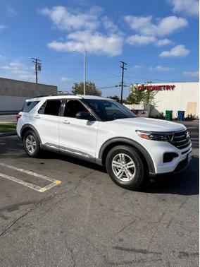 White 2020 Ford Explorer XLT