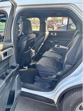 White 2020 Ford Explorer XLT