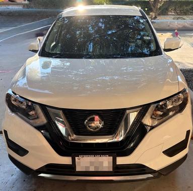 White 2019 Nissan Rogue S