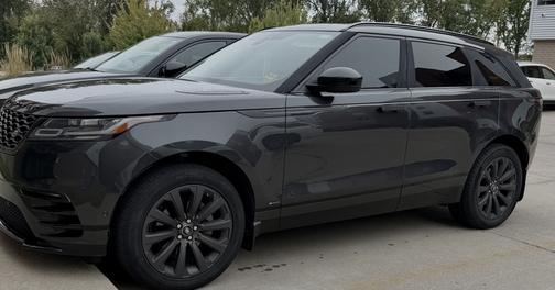 Black 2018 Land Rover Range Rover Velar P250 SE R-Dynamic