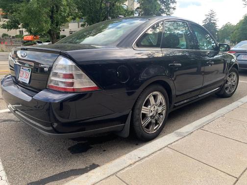 Blue 2008 Ford Taurus Limited