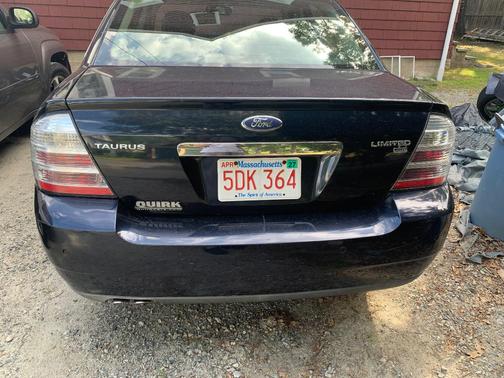 Blue 2008 Ford Taurus Limited