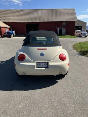 2004 Volkswagen New Beetle GLS