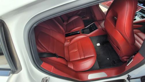 2017 Porsche Panamera Base