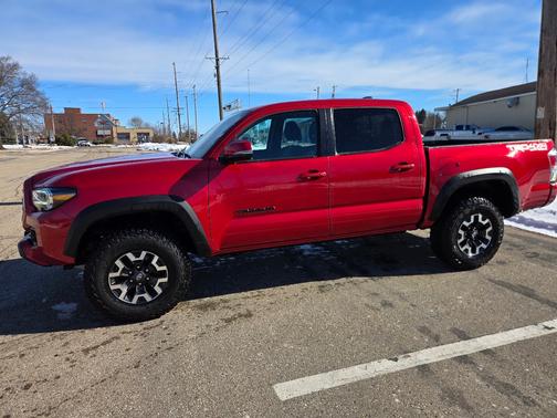 2023 Toyota Tacoma TRD Off Road