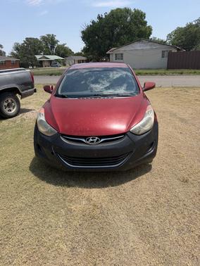 Red 2013 Hyundai ELANTRA GLS
