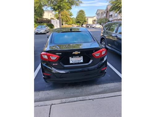 Black 2017 Chevrolet Cruze LT