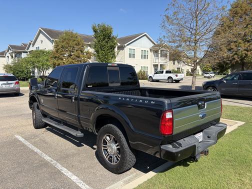 Black 2013 Ford F-250 Platinum