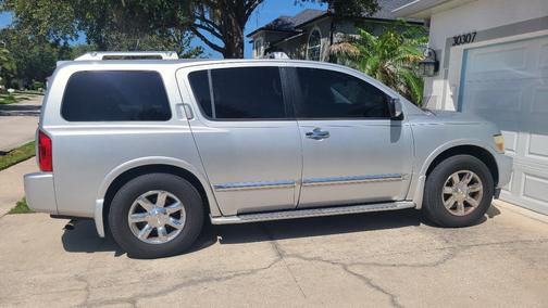 Silver 2006 INFINITI QX56 Base