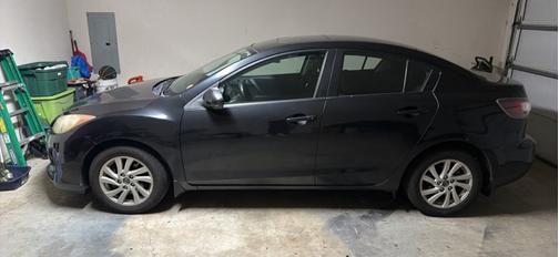 Black 2013 Mazda Mazda3 i Touring