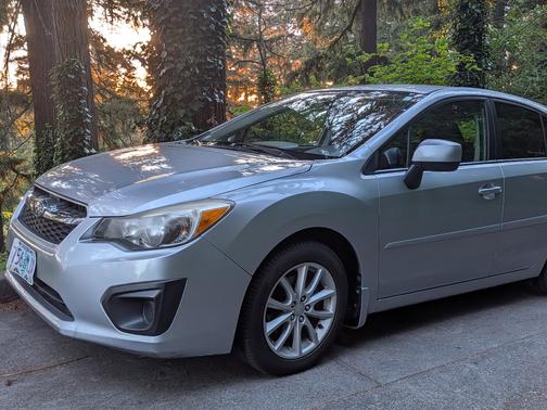 Silver 2012 Subaru Impreza 2.0i Premium