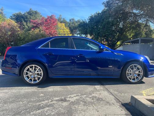2012 Cadillac CTS-V Base