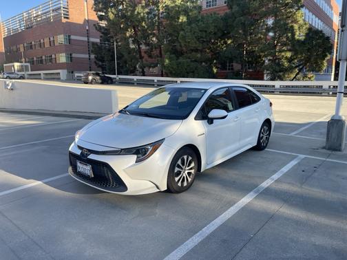 2021 Toyota Corolla Hybrid LE