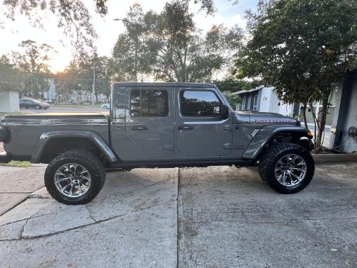 2022 Jeep Gladiator Mojave