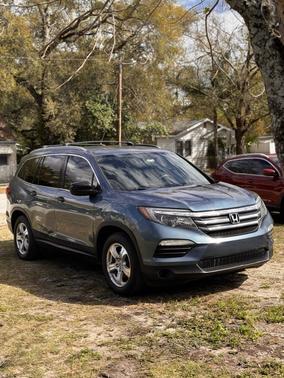 Blue 2017 Honda Pilot LX
