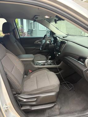 Silver 2018 Chevrolet Traverse LS