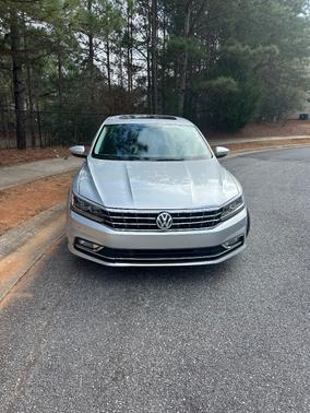 2017 Volkswagen Passat 1.8T SE w/Technology