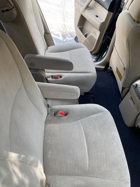 Green 2011 Toyota Highlander SE
