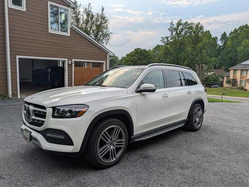 White 2022 Mercedes-Benz GLS 450 4MATIC