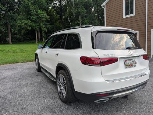 White 2022 Mercedes-Benz GLS 450 4MATIC