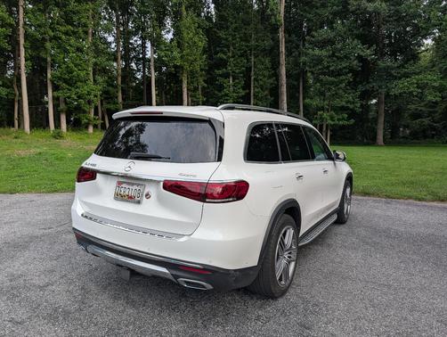 White 2022 Mercedes-Benz GLS 450 4MATIC