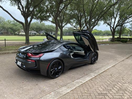 Black 2017 BMW i8 Base