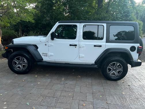 White 2018 Jeep Wrangler Unlimited Sport S