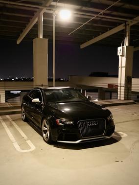 Black 2013 Audi RS 5 4.2