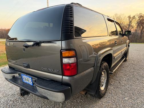 2002 Chevrolet Suburban 1500 LS