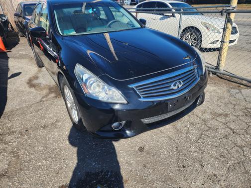 2011 INFINITI G37x Base