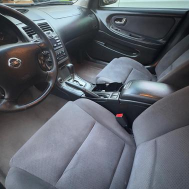 Black 2003 Nissan Maxima SE