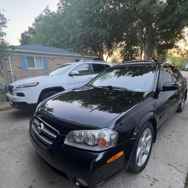 Black 2003 Nissan Maxima SE
