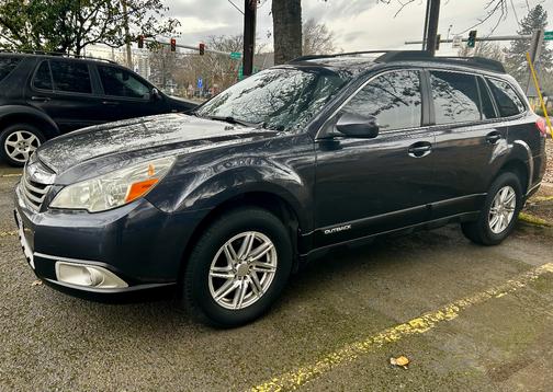 2012 Subaru Outback 2.5i
