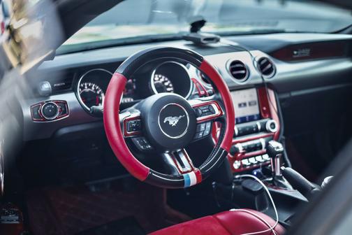 2020 Ford Mustang EcoBoost