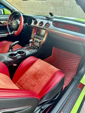 2020 Ford Mustang EcoBoost