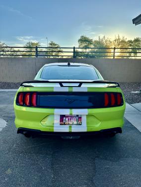 2020 Ford Mustang EcoBoost