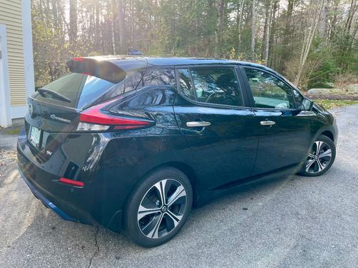 2021 Nissan Leaf SV