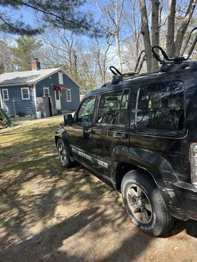 Black 2008 Jeep Liberty Sport